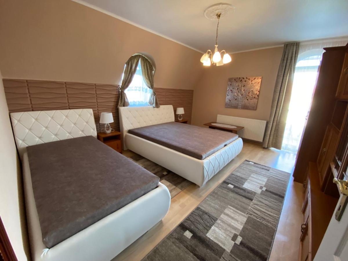 Sárga-Kék ház Apartamento Vonyarcvashegy Exterior foto