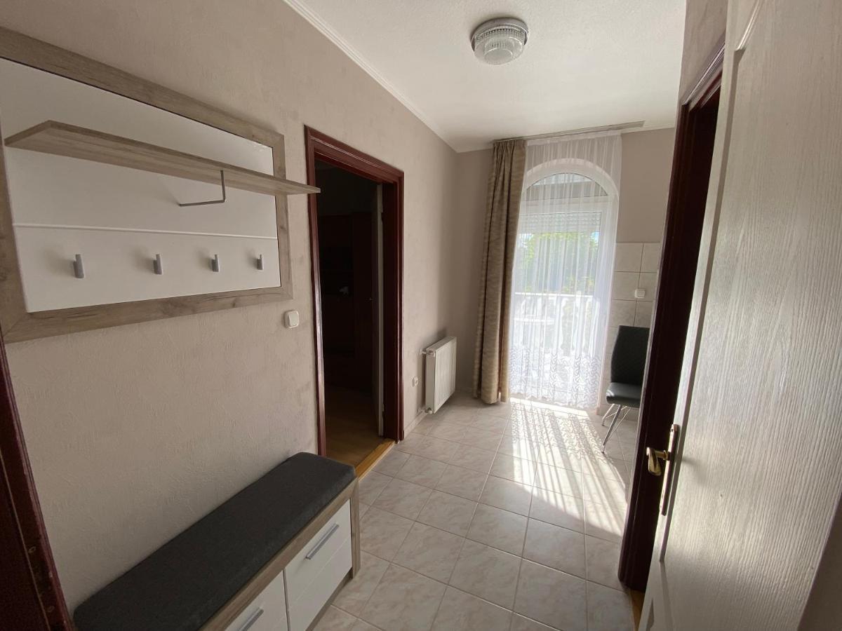 Sárga-Kék ház Apartamento Vonyarcvashegy Exterior foto